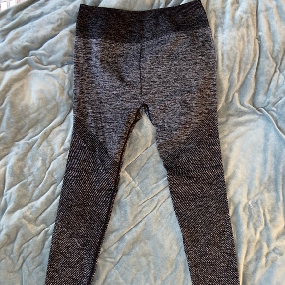 Fabletics Leggings - Picture 2 of 3
